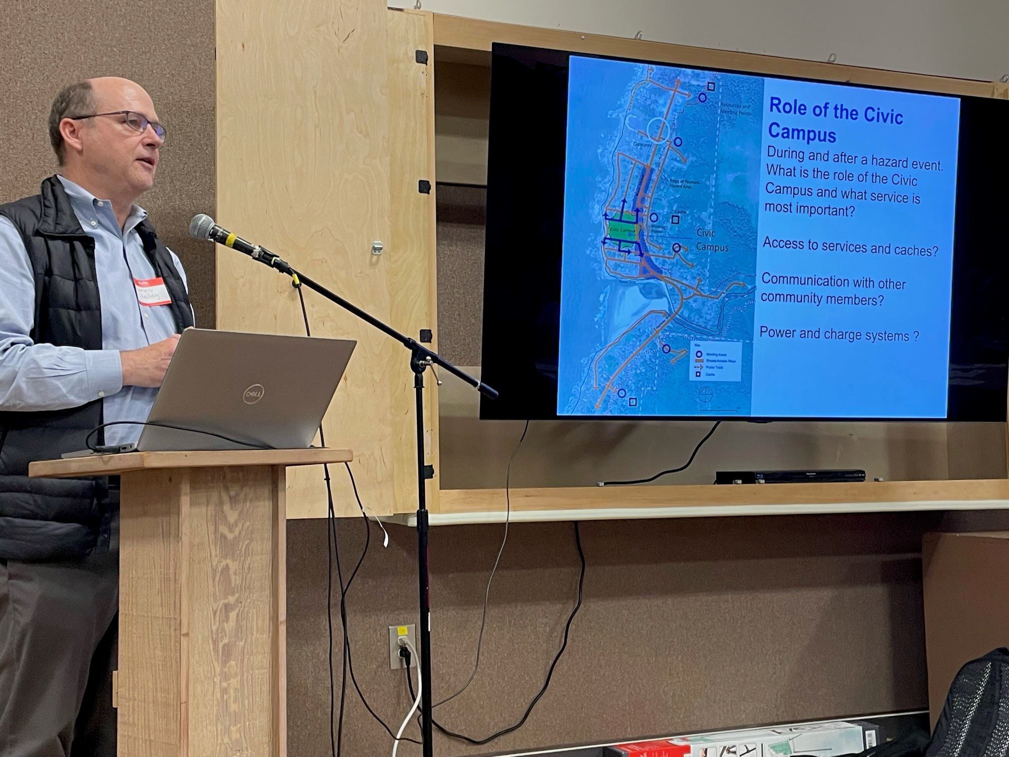 Civic Campus Planning workshop - Charles Kelley from GUD presenting
